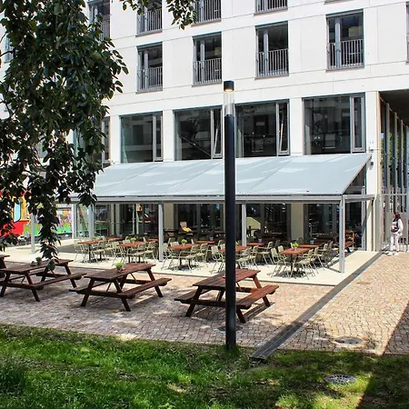 柏林墙东侧画廊舒尔茨酒店 酒店 3*