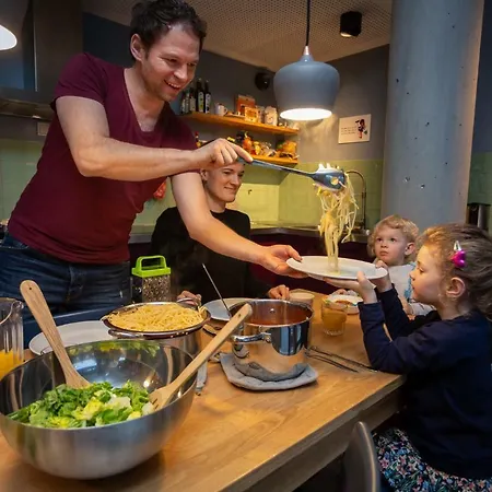 柏林墙东侧画廊舒尔茨酒店 酒店