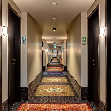 Schulz At The East Side Gallery 3* Berlin