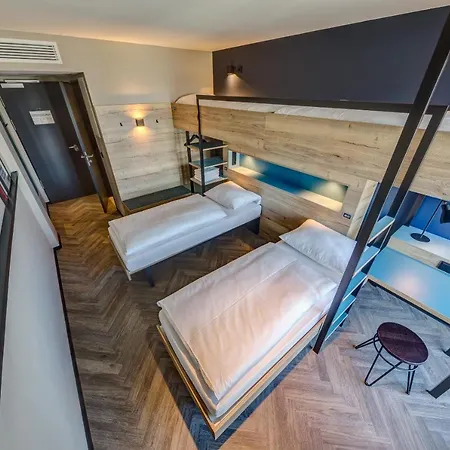 מלון Schulz At The East Side Gallery