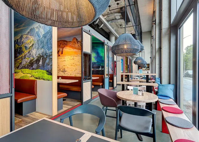 Schulz At The East Side Gallery Hotell 3*