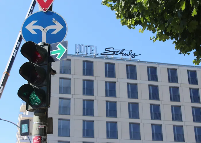 Hotel Schulz At The East Side Gallery 3*