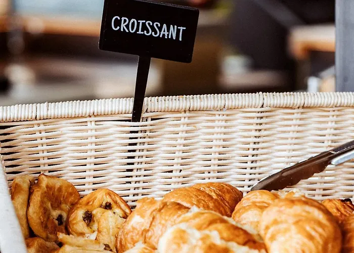 Schulz At The East Side Gallery 3* Берлин