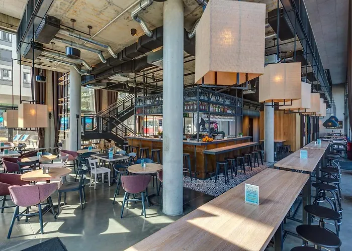 Schulz At The East Side Gallery Отель 3*