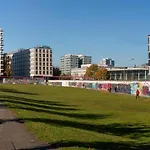 Schulz At The East Side Gallery Отель Берлин
