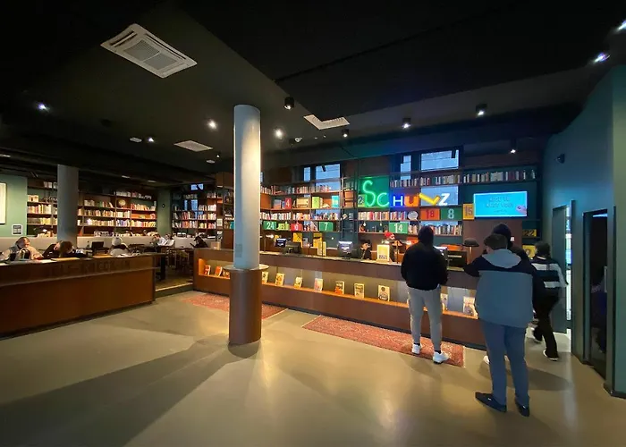 Schulz At The East Side Gallery Hotel 3*