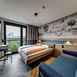 호텔 슐츠 월 앳 이스트 사이드 갤러리 3*