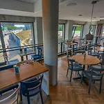 슐츠 월 앳 이스트 사이드 갤러리 3* 베를린