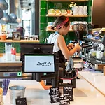 호텔 슐츠 월 앳 이스트 사이드 갤러리 3*