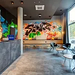 슐츠 월 앳 이스트 사이드 갤러리 호텔 베를린