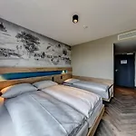 슐츠 월 앳 이스트 사이드 갤러리 베를린