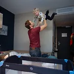 슐츠 월 앳 이스트 사이드 갤러리 호텔 베를린