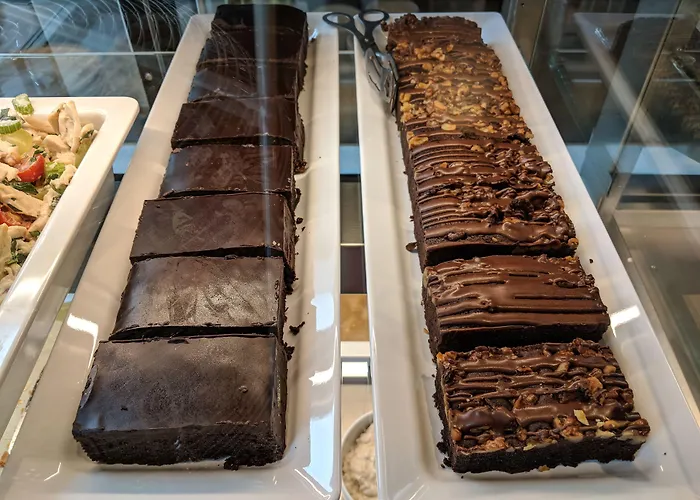 슐츠 월 앳 이스트 사이드 갤러리 3*