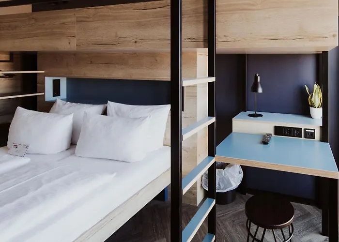 슐츠 월 앳 이스트 사이드 갤러리 호텔 베를린